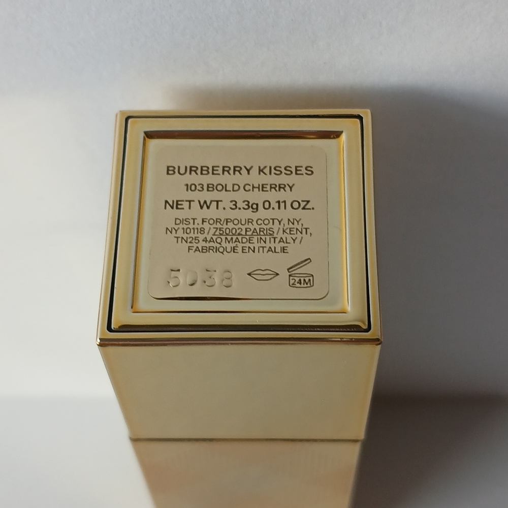 Burberry Kisses Satin Lip Colour 103 Bold Cherry 3.3 G | 0.11 OZ - Picture 6 of 11